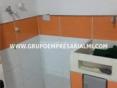 Apartaestudio en arriendo en El Velodromo, Medellín, 30 m² · foto 12 de 13