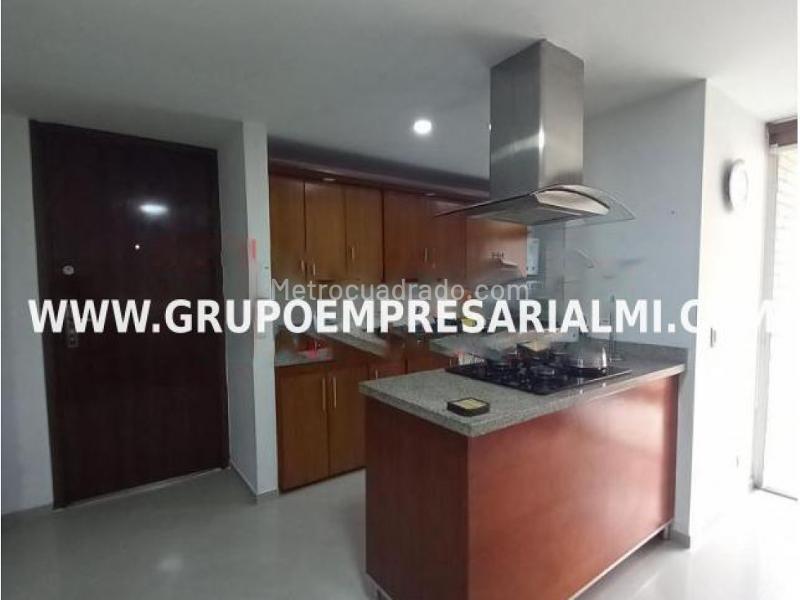 Spacious 2BR Apartment in Belen