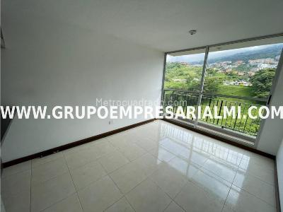 Apartamento en venta en Calasanz, Medellín · foto 2 de 20