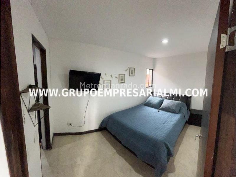 Beautiful 3BR Apartment in La Floresta - 4