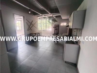 Apartamento de 2 alcobas en arriendo en Laureles, Medellín, 60 m² · foto 2 de 16