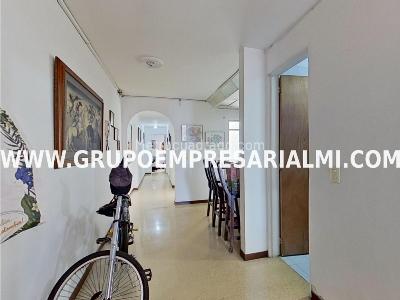 Apartamento de 3 alcobas en venta en La Castellana, Medellín, 93 m² · foto 5 de 20