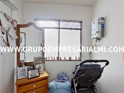 Apartamento de 3 alcobas en venta en La Castellana, Medellín, 93 m² · foto 6 de 20
