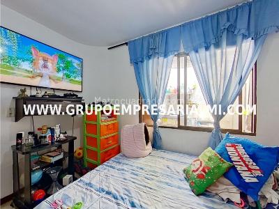 Apartamento de 3 alcobas en venta en La Castellana, Medellín, 93 m² · foto 9 de 20