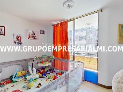 Apartamento de 3 alcobas en venta en La Castellana, Medellín, 93 m² · foto 12 de 20