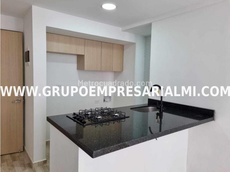 Apartamento en Arriendo de 2 Alcobas en Calasanz con Amenidades - 2
