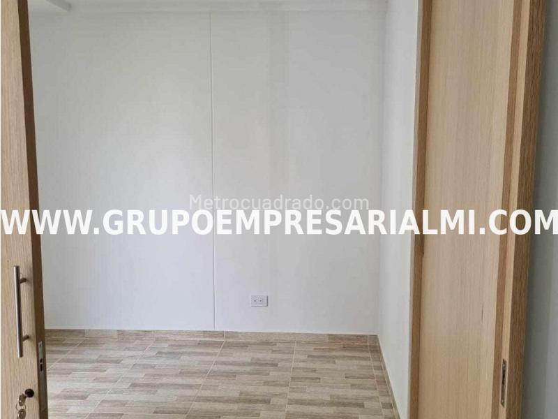Apartamento en Arriendo de 2 Alcobas en Calasanz con Amenidades - 8