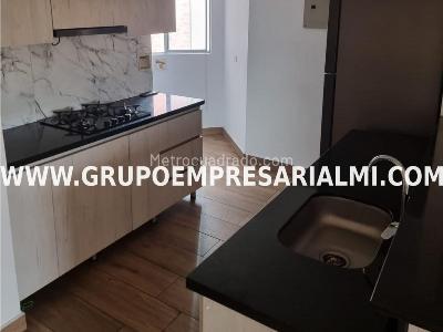 Apartamento de 3 alcobas en arriendo en El Poblado, Medellín, 110 m² · foto 6 de 9