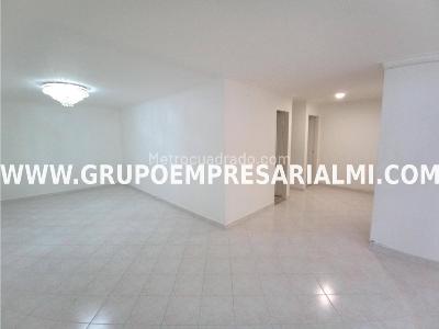 Apartamento de 3 alcobas en venta en Conquistadores, Medellín, 144 m² · foto 13 de 20