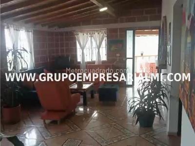 Apartamento en Arriendo, San Antonio, Medellín