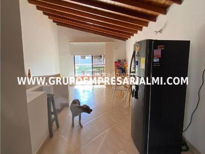Apartamento de 2 alcobas en venta en Niquia, Bello, 95 m² · foto 2 de 14