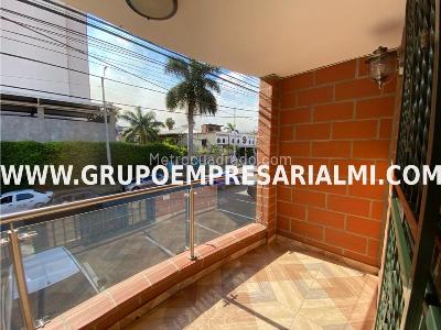 Apartamento de 2 alcobas en venta en Niquia, Bello, 95 m² · foto 4 de 14