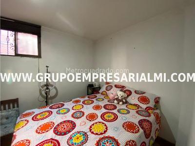 Apartamento de 2 alcobas en venta en Niquia, Bello, 95 m² · foto 5 de 14