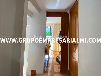 Apartamento de 2 alcobas en venta en Niquia, Bello, 95 m² · foto 10 de 14