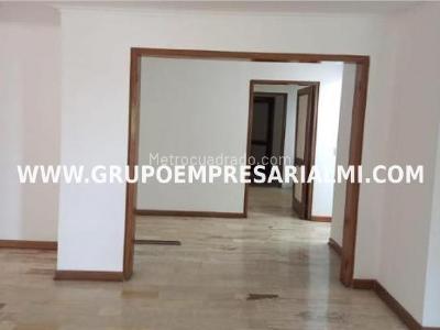 Apartamento de 4 alcobas en arriendo en El Poblado, Medellín, 340 m² · foto 7 de 16