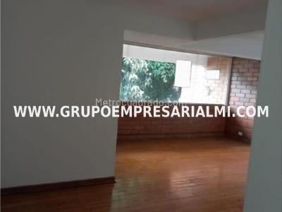 Apartamento de 4 alcobas en arriendo en El Poblado, Medellín, 340 m² · foto 10 de 16