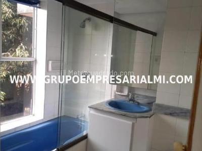 Apartamento de 4 alcobas en arriendo en El Poblado, Medellín, 340 m² · foto 14 de 16