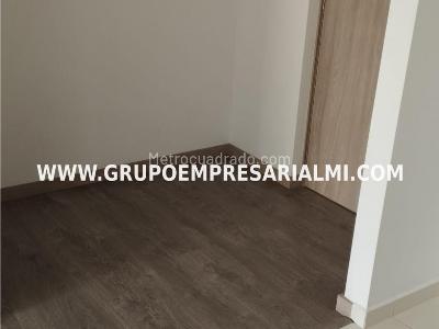 Apartamento de 2 alcobas en venta en La Doctora, Sabaneta, 60 m² · foto 5 de 16