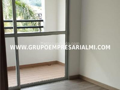 Apartamento de 2 alcobas en venta en La Doctora, Sabaneta, 60 m² · foto 8 de 16