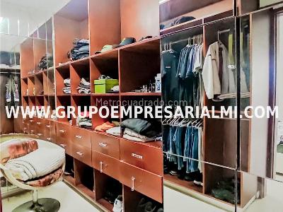 Apartamento de 4 alcobas en arriendo en El Poblado, Medellín, 280 m² · foto 14 de 16