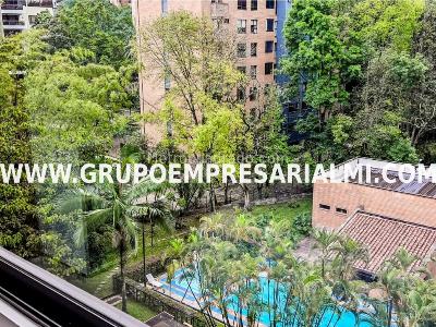 Apartamento de 4 alcobas en arriendo en El Poblado, Medellín, 280 m² · foto 15 de 16