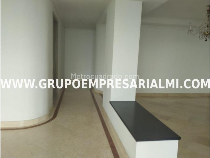 Beautiful 3BR Apartment in El Poblado - 4