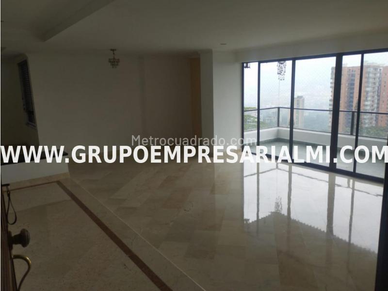 Beautiful 3BR Apartment in El Poblado - 8