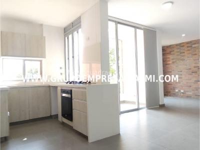Studio for rent in Loma De Las Brujas, Envigado