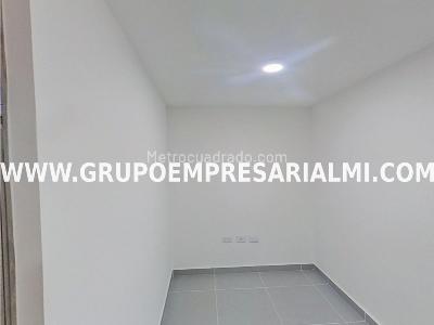 Apartamento de 3 alcobas en venta en Valerias, Bello, 68 m² · foto 14 de 20