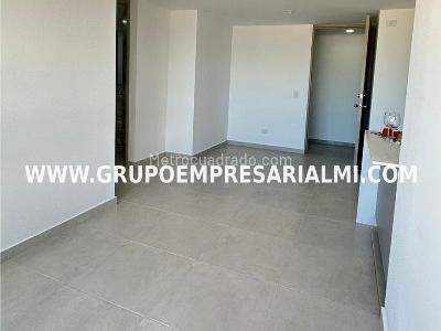 Apartamento de 3 alcobas en venta en Las Lomitas, Sabaneta, 76 m² · foto 3 de 19