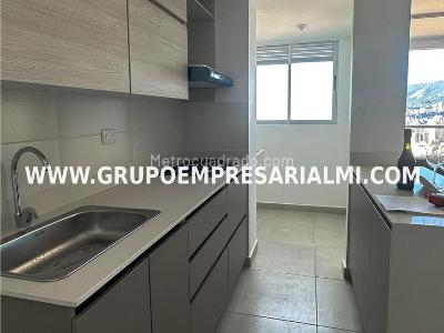 Apartamento de 3 alcobas en venta en Las Lomitas, Sabaneta, 76 m² · foto 4 de 19