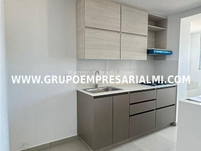 Apartamento de 3 alcobas en venta en Las Lomitas, Sabaneta, 76 m² · foto 5 de 19