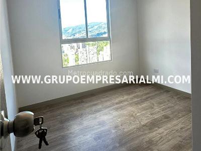Apartamento de 3 alcobas en venta en Las Lomitas, Sabaneta, 76 m² · foto 7 de 19