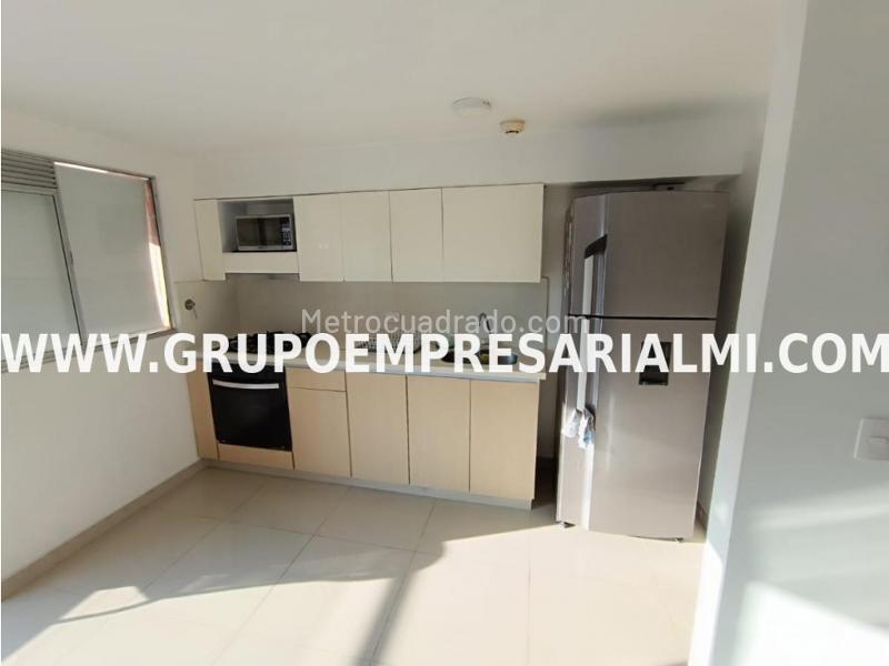 Furnished 3BR Apartment in Pilarica, Medellín (Belún - Estadio)