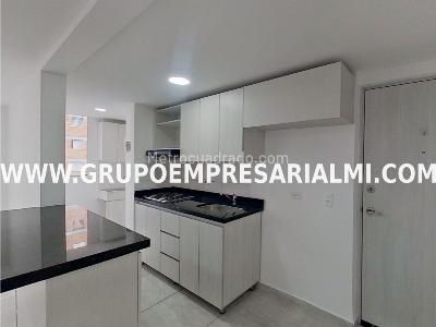 Apartamento de 3 alcobas en venta en La Doctora, Sabaneta, 58 m² · foto 2 de 20