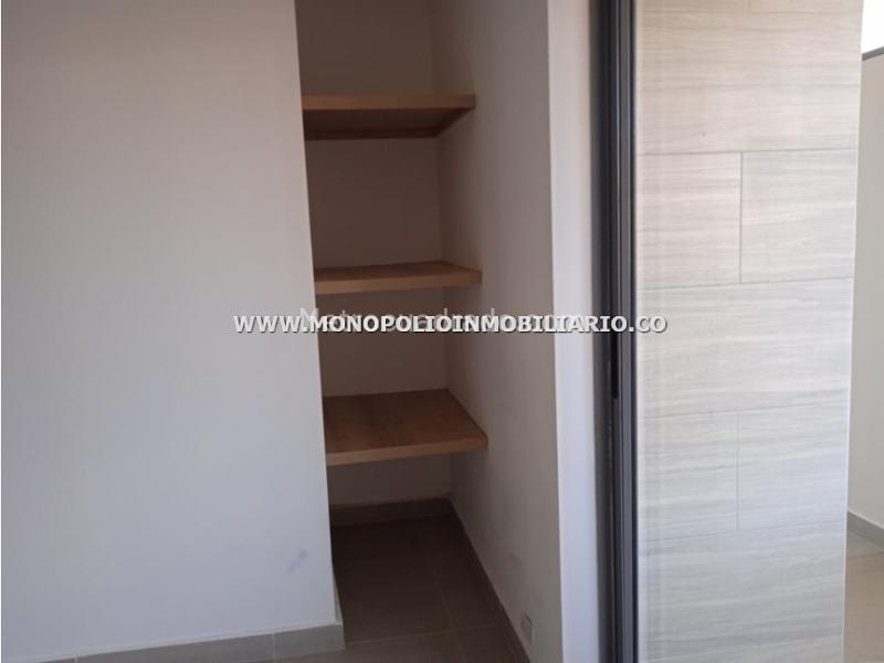 Apartamento Coqueto de 2 Alcobas con Balcón en Belén - 9