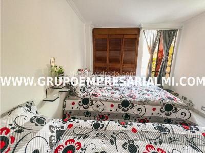 Apartaestudio en venta en Florida Nueva, Medellín, 45 m² · foto 13 de 19