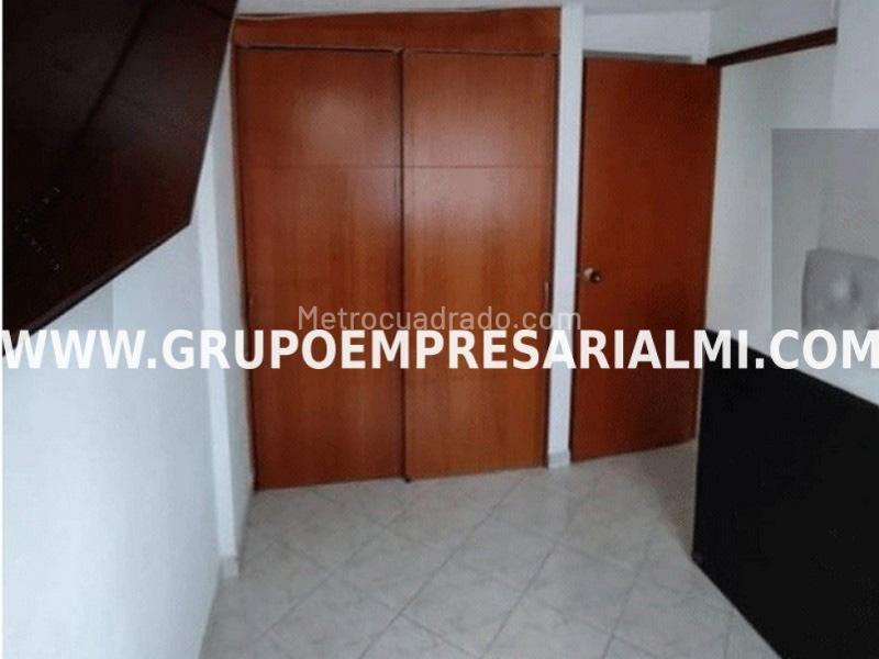 Apartamento en Arriendo de 3 Alcobas en Calasanz, Piso 12 - 6