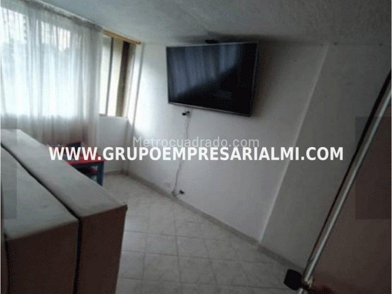 Apartamento en Arriendo de 3 Alcobas en Calasanz, Piso 12 - 7