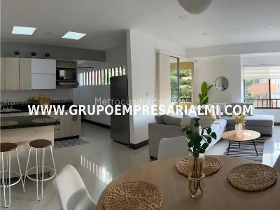 Apartamento en venta en Los Colores, Medellín · foto 2 de 20