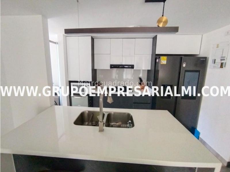 Apartamento en Arriendo, El Esmeraldal, Envigado - 3