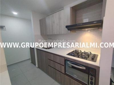 Apartamento de 3 alcobas en arriendo en El Poblado, Medellín, 70 m² · foto 3 de 7