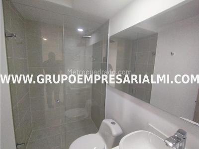 Apartamento de 3 alcobas en arriendo en El Poblado, Medellín, 70 m² · foto 7 de 7