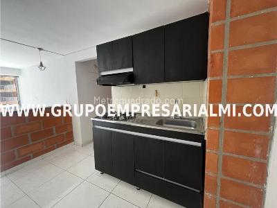Apartamento en venta en Robledo, Medellín · foto 3 de 20