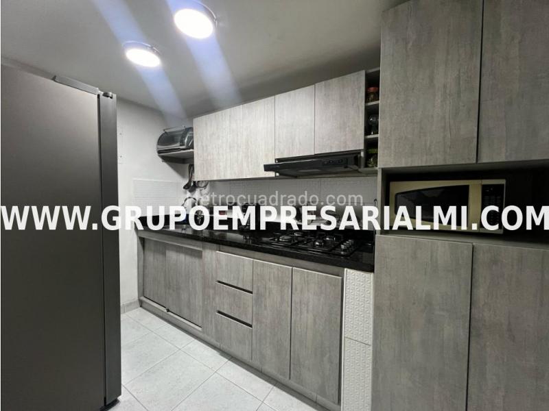 Charming 3BR House with 5 Baths in La America - 6