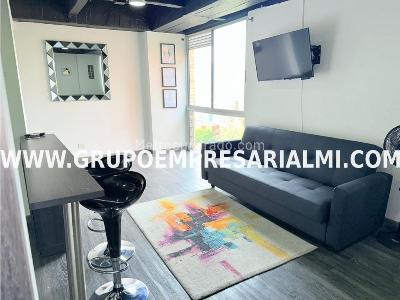 Apartaestudio en arriendo en El Poblado, Medellín, 47 m² · foto 5 de 9