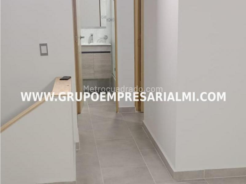 Casa Encantadora de 3 Alcobas en La Castellana - 5