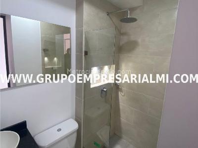Apartamento de 3 alcobas en venta en Cabañas, Bello, 48 m² · foto 6 de 9