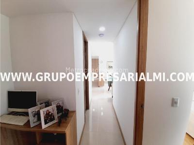 Apartamento de 2 alcobas en venta en Cañaveralejo, Sabaneta, 70 m² · foto 10 de 20