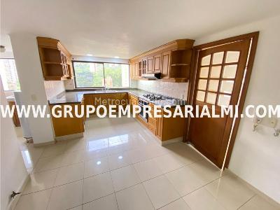 Apartamento en venta en El Poblado, Medellín · foto 8 de 20